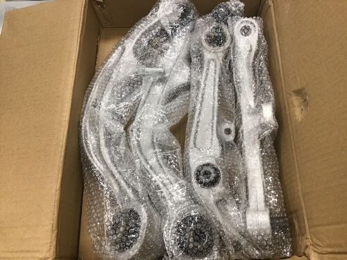 Topicksap - New 4pc Front Lower Forward & Rearward Control Arms w/Ball Joints Kit for Infiniti G35 Nissan 350Z 2003-2004 2dr Coupe RWD - Appears New - Lot 353