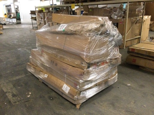Pallet of Outdoor Umbrellas. Huge Retail Value! Items are E-Commerce Returns, and may contain broken or incomplete pieces - Lot 99
