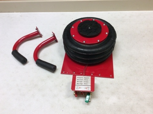 Air Powered Car Jack. Missing Wheels. Appears New. Otherwise Not Tested - Lot 146