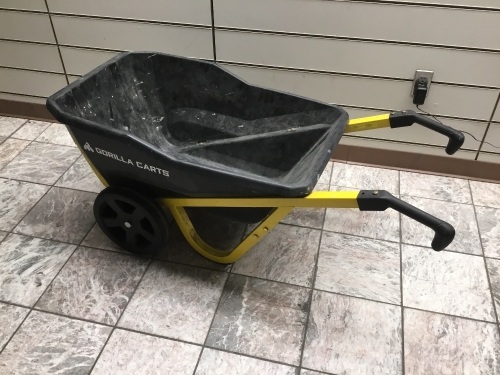 Gorilla Carts Wheelbarrow. Appears New w/ Minor Damage (Cracked Tub & Missing Bolt) - Lot 937
