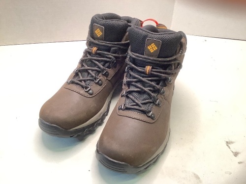 Columbia Mens' Hiking Boots, 10.5, Ecommerce Return - Lot 173