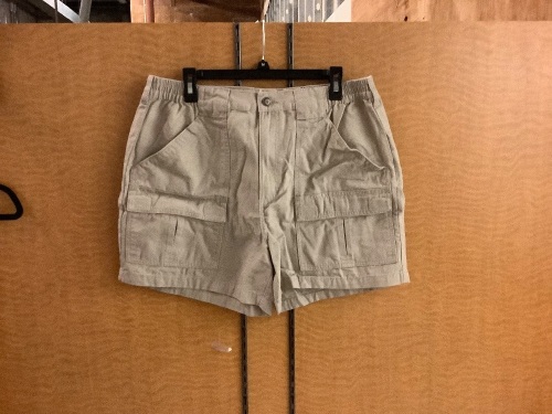 Red Head Beachcome Shorts, Men's 38, Appears New - Lot 180