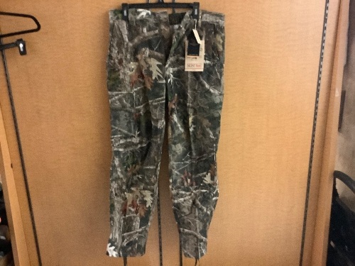Red Head Men's Silent Hide Pant, Large, Appears New - Lot 212