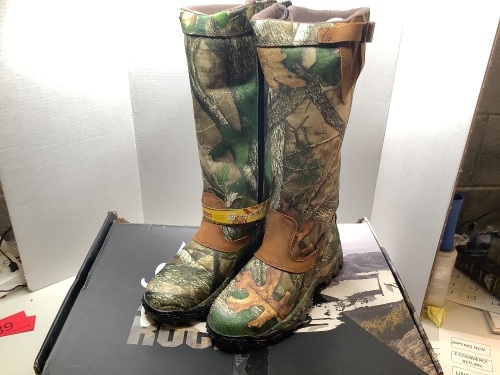 ROCKY Timber Prowler Snake Boots for Men 10.5W, Ecommerce Return - Lot 279