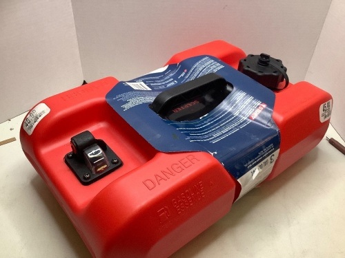 Scepter Portable Marine Fuel Tank, 3 Gallon, Ecommerce Return - Lot 297