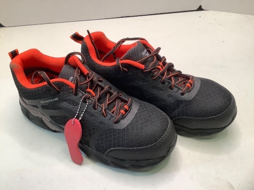 Reebok Work, Men's 8M, Ecommerce Return, Some Dirt Stains - Lot 352