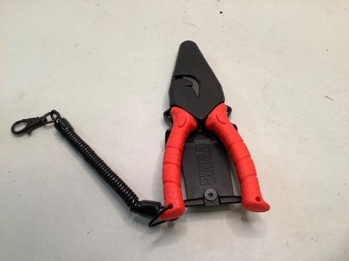Bubba Fishing Wire Snips, Ecommerce Return - Lot 362