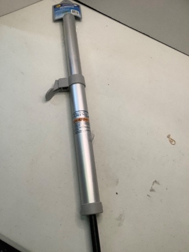 Threaded Pro Pedestal, Ecommerce Return - Lot 398
