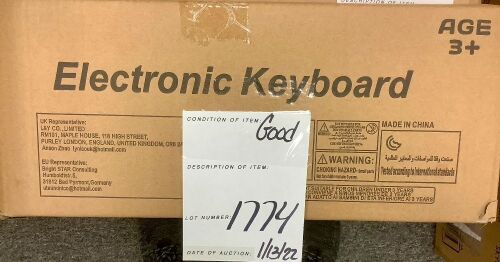 Electronic Keyboard - Lot 1774