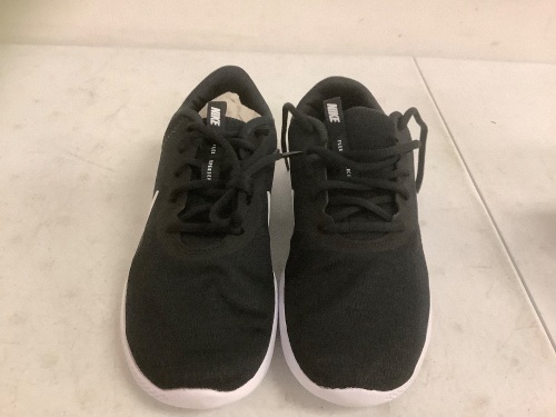 Nike Womens Shoes, 7.5, Authenticity Unknown, Appears New - Lot 100