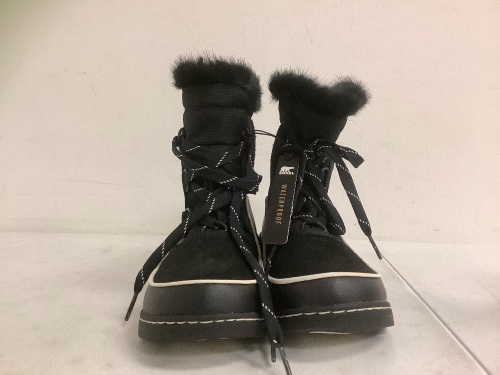 Sorel Womens Boots, 6, Appears New - Lot 105