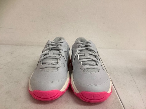 Nike Womens Shoes, 6, Authenticity Unknown, Appears New - Lot 131