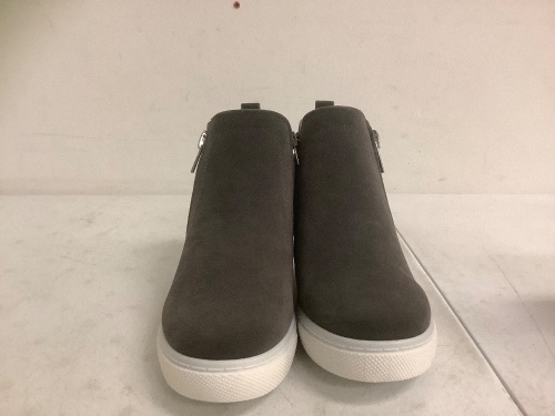 Natural Reflections Womens Shoes, 7, Appears New - Lot 141