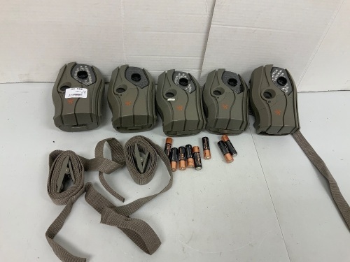 Lot of (5) Trail Camera, E-Commerce Returns - Lot 251