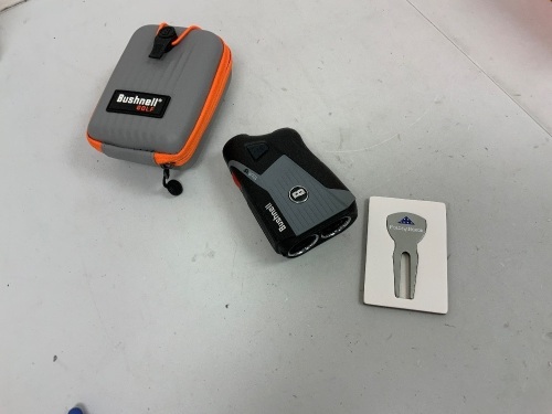 Bushnel Range Finder, E-Commerce Return - Lot 252