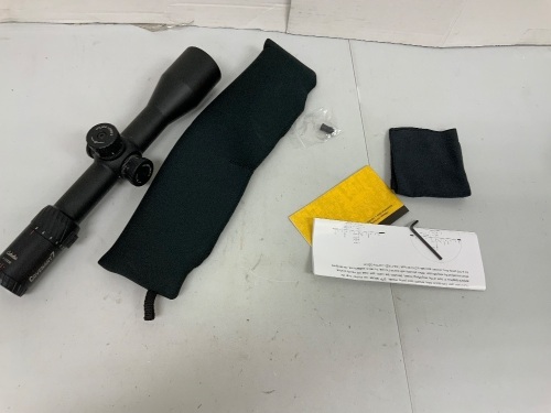 Rifle Scope, E-Commerce Return - Lot 277