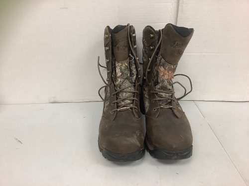 Danner Boots for Men, Size 10, E-Comm Return - Lot 285