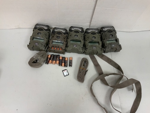 Lot of (5) Trail Camera, E-Commerce Returns - Lot 302