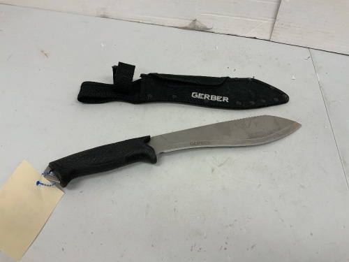 Gerber Machete, E-Commerce Return - Lot 382