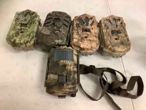 Lot of (5) Trail Cameras, E-Commerce Return - Lot 399