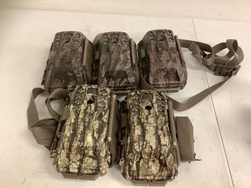 Lot of (5) Trail Cameras, E-Commerce Return, Sold as is  - Lot 400