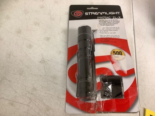 Streamlight Protac Flashlight, Works, E-Commerce Return - Lot 567