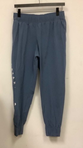 Under Armour Pants, L, Unsure if Mens or Womens, E-Commerce Return - Lot 643