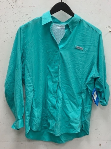 Columbia Womens Shirt, XL, Appears New - Lot 681