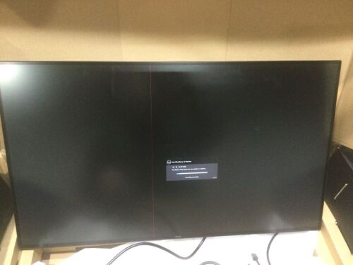 Dell UltraSharp 32 4K USB-C Monitor U3219Q - Vertical Red Line in Screen - Lot 66