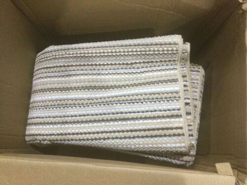 Large Rug - Lot 438