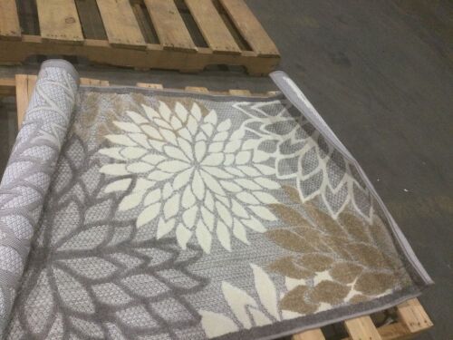 Nourison Aloha Patio Area Rug, 3' x 5'  - Lot 526