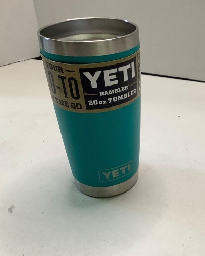 Yeti Rambler 20oz Tumbler, Missing Lid, Ecommerce Return - Lot 140
