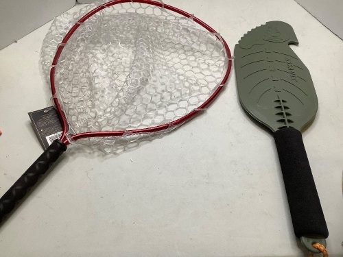White River HEAT Trout Net, Backwater Fishing Paddle, Ecommerce Return - Lot 155