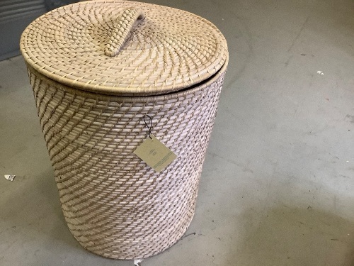 Pottery Barn Quinn Hamper, Appears New - Lot 184