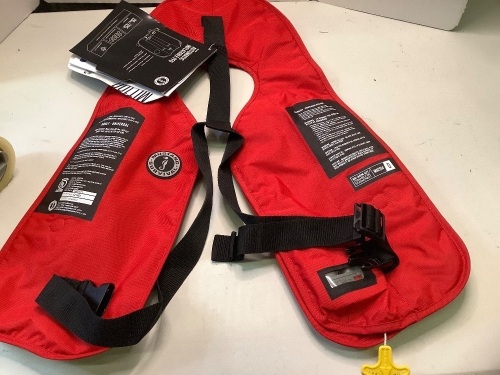 Mustang Survival Automatic Inflatable PFD, Universal Fit, Appears New - Lot 186