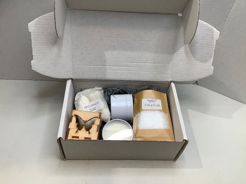 Lot of (5) Sheer Opulence Soy Candle Gift Box, Fresh Linen, Appears New - Lot 188