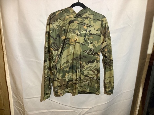 Under Armor Men's Jacket, Small Appears New - Lot 280