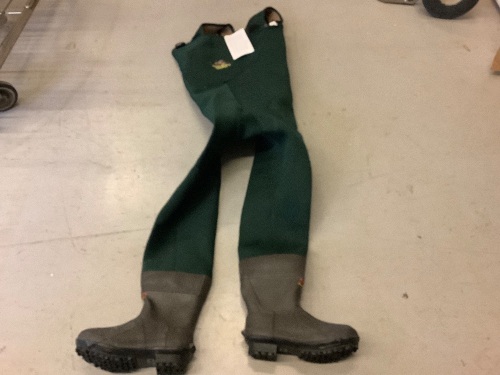 Caddis Wading System Waders, Size 9, Ecommerce Return - Lot 284