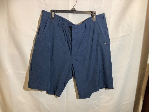 Ascend Blue Shorts, Men's 40, Appears New - Lot 321