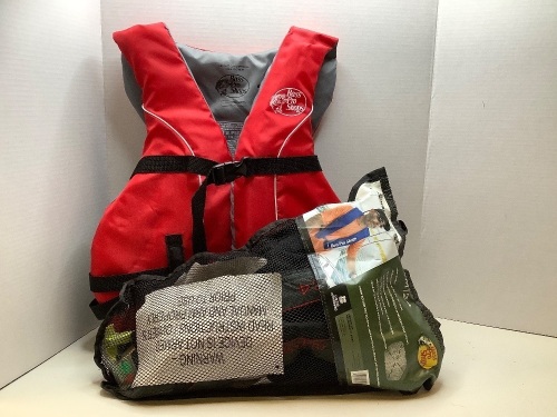 Lot of (2) Personal Flotation Devices, Appears New - Lot 345