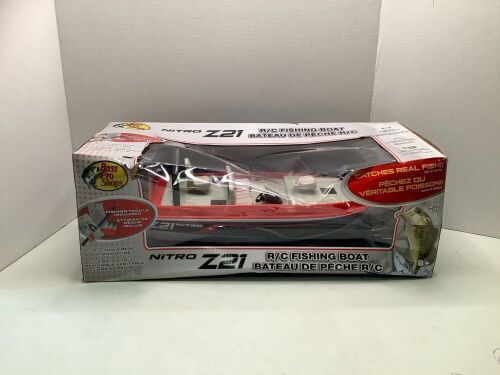 Nitro Z21 R/C Fishing boat, Ecommerce Return - Lot 388