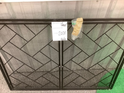 2-Panel Wrought Iron Geometric Fireplace Screen w/ Magnetic Doors - 44x33in - Lot 2071