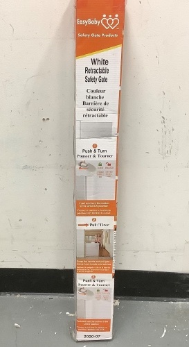 Retractable Safety Gate, E-Commerce Return - Lot 10