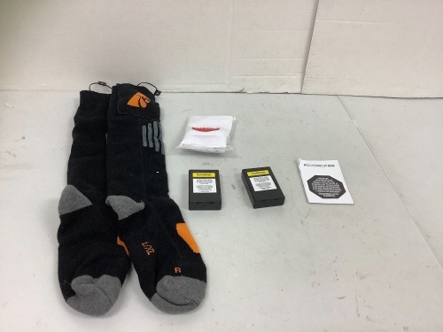 ActionHeat AA Battery Heated Socks, L/XL, Powers Up, E-Commerce Return - Lot 105