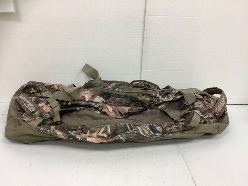 Outfitter Duffel Bag, E-Commerce Return - Lot 129