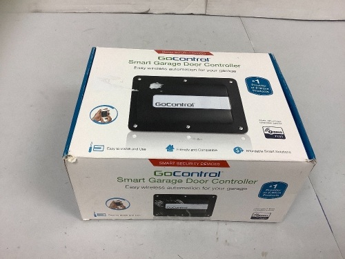 Smart Garage Door Controller, Powers Up, E-Commerce Return - Lot 150