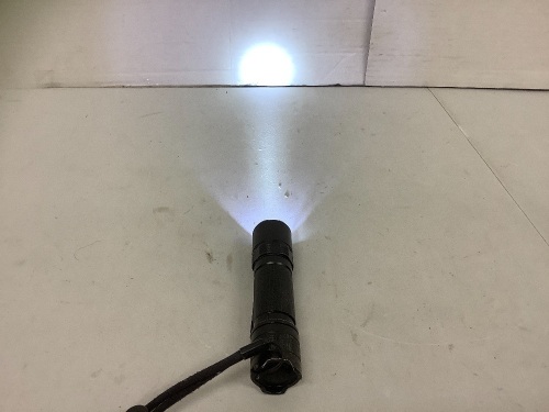 Byblight Flashlight, Works, E-Commerce Return - Lot 168