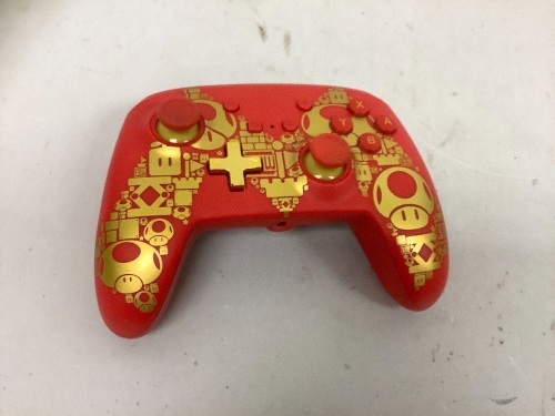 Nintendo Controller, No Cord, Powers Up, E-Commerce Return - Lot 182