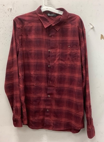 Under Armour Mens Shirt, XXL, Appears new - Lot 198