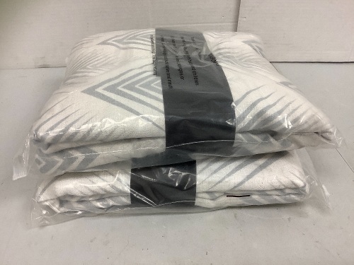 Lot of (2) Diana Arrow Curtains, E-Commerce Return - Lot 217